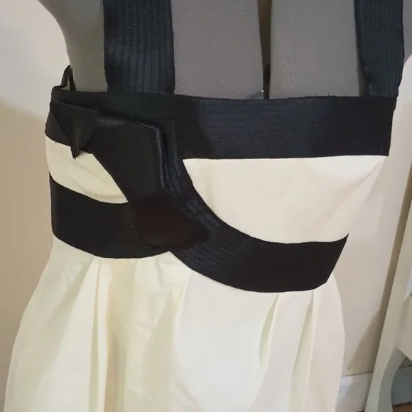 Robert Rodriguez size 10 white strappy bubble dress - Picture 2 of 6